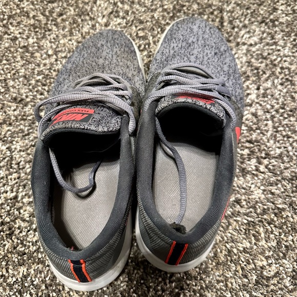 Nike Flex Contact Sneakers - Picture 3 of 4